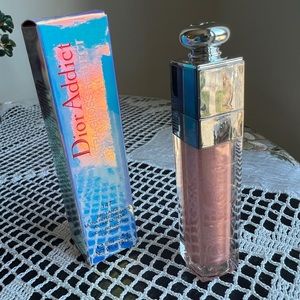 Dior 147 Vintage Addict Ultra Gloss Reflect- Lacy Apricot